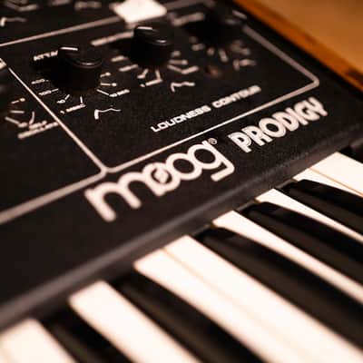 1981 Moog Prodigy 32-Key Monophonic Analog Synthesiser ( with original manual - super rare!) image 9