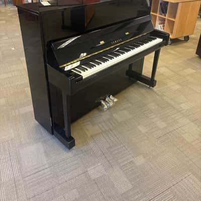 Yamaha b3 Acoustic Upright Piano 2025 - Polished Ebony image 1