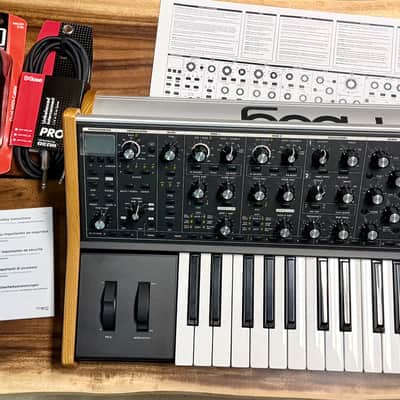 Moog Subsequent 37 Analog Synth 2017 - Present Black image 5