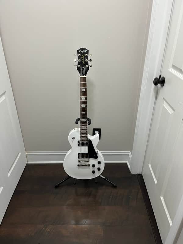 Epiphone Les Paul Studio 2020 - Present Alpine White image 1