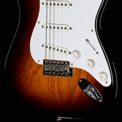 Fender Custom Shop Limited Edition 70th Anniversary 1954 Stratocaster Deluxe Classic Classic Wide-Fade 2-Color Sunburst (254) image 1