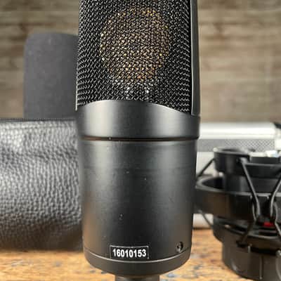 ART C2 Large Diaphragm Condenser Mic with Hardshell Case image 3