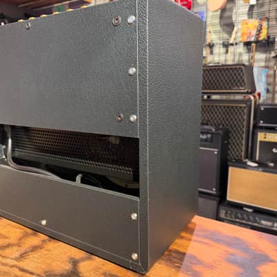 Marshall Studio Vintage SV20C "MK II" 20-Watt 1x10" Guitar Combo image 3