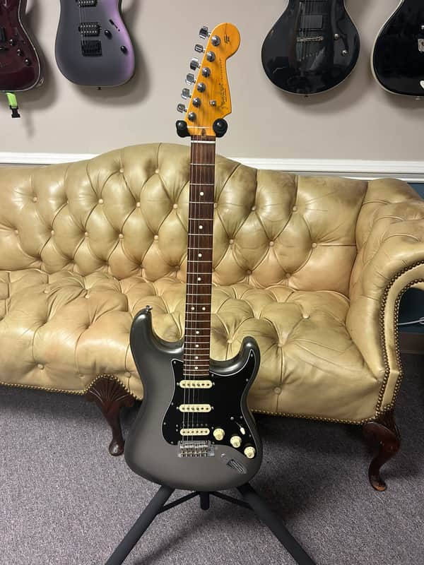Fender AM PRO II STRAT HSS RW MERC 2023 - Mercury image 1