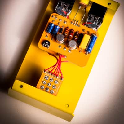 Collateral FX Banana Tropical Fuzz Germanium Silcon Fuzz Face image 3