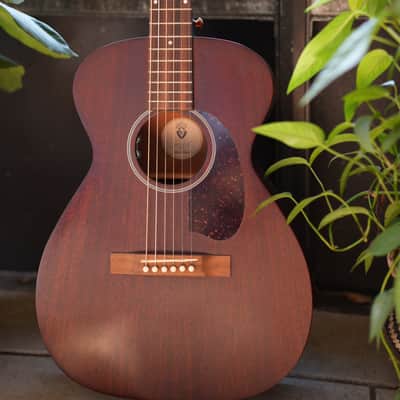 Guild M-20E Acoustic Guitar – Made in California USA – Includes Hard Case image 1