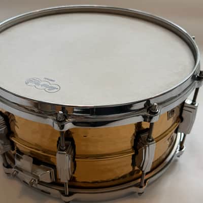 Ludwig LB552K Hammered Bronze 6.5x14" 10-Lug Snare Drum 1985 - 2020 - Clear-Lacquered Bronze image 6