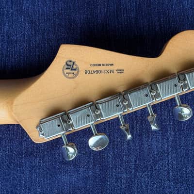 Fender Noventa Stratocaster 2021 - 2023 - Daphne Blue image 7