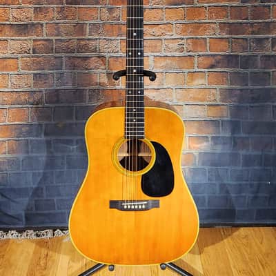 Vintage 1970 Martin D-28 Natural w/ OHSC - Neck Reset, New Bridge, Resprayed Top & Back image 2