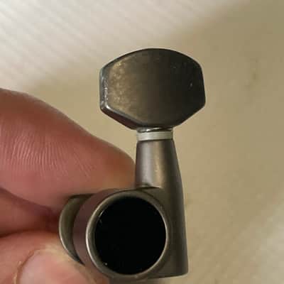 2000's Ibanez RG5EX1 Guitar Dual Pin Powder Cosmo Reverse Tuners Tuning Pegs 6 In Line image 7