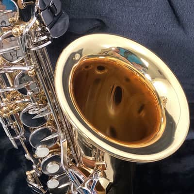 Yamaha YAS-26 Standard Alto Saxophone image 7