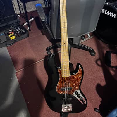 Fender Deluxe Loaded Active Jazz Bass 4 string 1998 - 2015 image 3