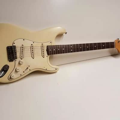 1969 FENDER STRATOCASTER USA image 2