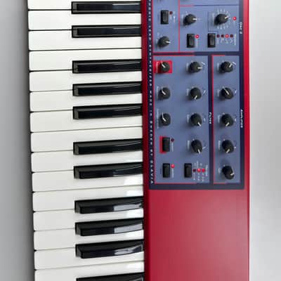 Nord Lead 49-Key 4-Voice Polyphonic Synthesizer 1995 - 1997 - Red image 4