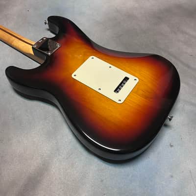 2004 Fender Limited Edition FSR Flamed Maple Top Stratocaster image 8