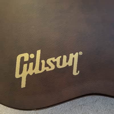 Gibson Acoustic Case (J-45, dreadnought Style) Brown with Black Interior image 2
