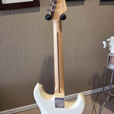 Left-Handed 2012 American Standard Fender Stratocaster lefty image 12
