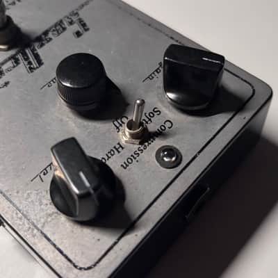 Durham Electronics Sex Drive Overdrive/Boost 2010s - Silver image 3