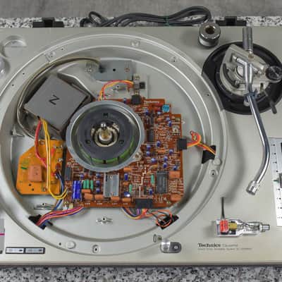Technics SL-1200MK2-A Silver Direct Drive DJ Turntable in Good Condition+ image 6