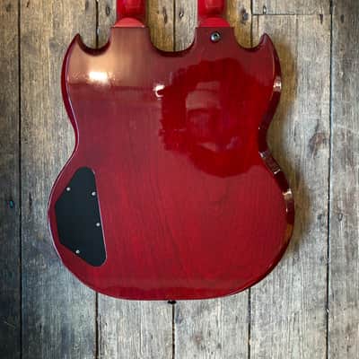 2001 Gibson EDS 1275 - Heritage in Cherry comes with orig. hard shell case image 3