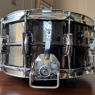 1979 Ludwig Black Beauty Super-Sensitive 6.5x14" 10-Lug Brass Snare Drum with Pointed Blue/Olive Badge 1977 - 1979 - No. 419 Black Nickel-Plated Super Sensitive image 3