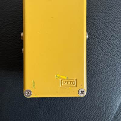 MXR M104 Distortion + 1995 - Present - Yellow image 3