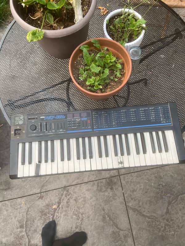 Korg Poly-800 MKII 1980s - Black (PARTS or REPAIR) image 1