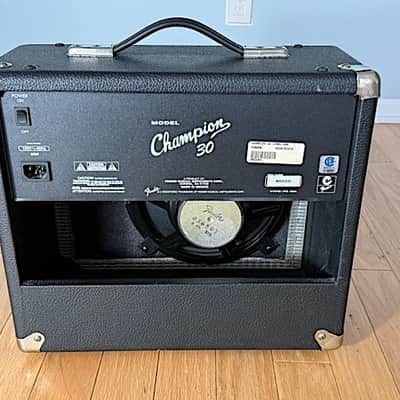 Fender Champion 30, 30-Watt Solid State Guitar Combo Amp, Very Good Condition image 9