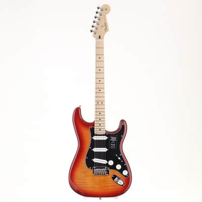 Fender Player Stratocaster Plus with Maple Fingerboard and Aged Cherry Burst Finish Fender [Mx22289943] (04/06) image 13