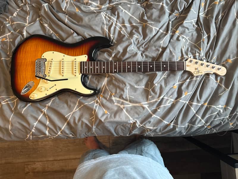 G&L Tribute Series Legacy with Rosewood Fretboard 2010 - Present - 3-Color Sunburst image 1
