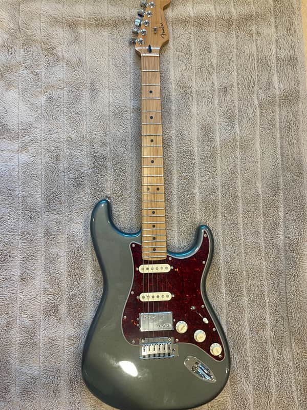 Fender American Professional Classic Stratocaster HSS 2023 - Faded Black