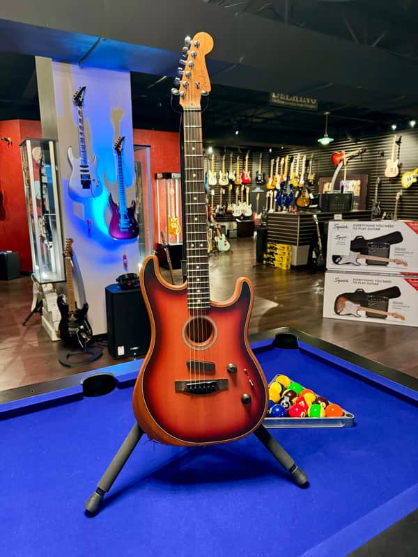 Fender American Acoustasonic Stratocaster 3 Color Sunburst