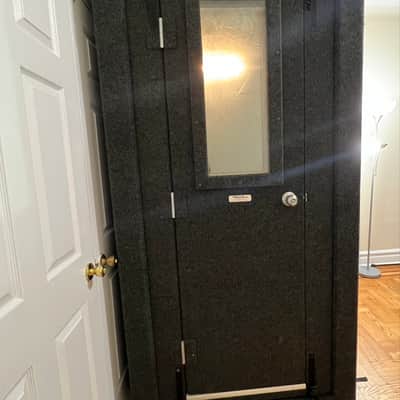WHISPERROOM DOUBLE WALLS [“3.5 X 5] MDL 4260 E Prof. Sound Booth image 1