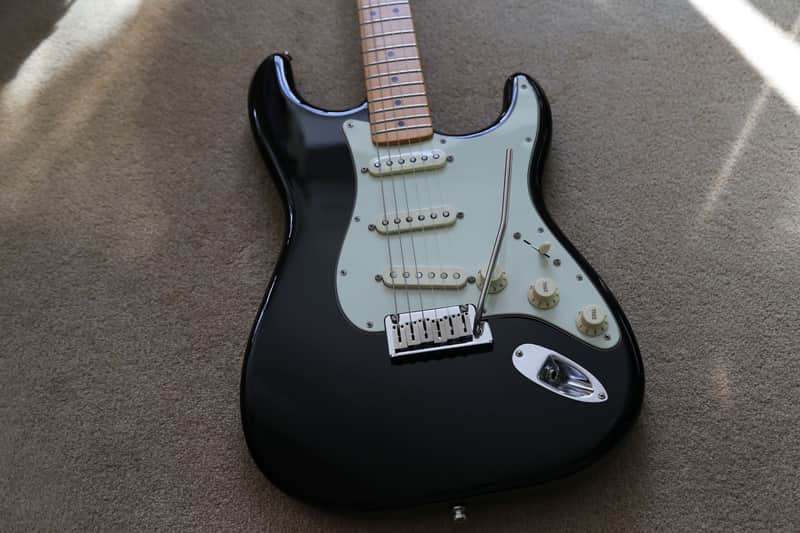 Fender The Edge Artist Series Signature Stratocaster 2016 - 2019 - Black image 1