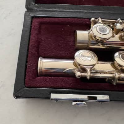 Yamaha YFL-481 Intermediate B-Foot Flute 2010s - Silver image 6