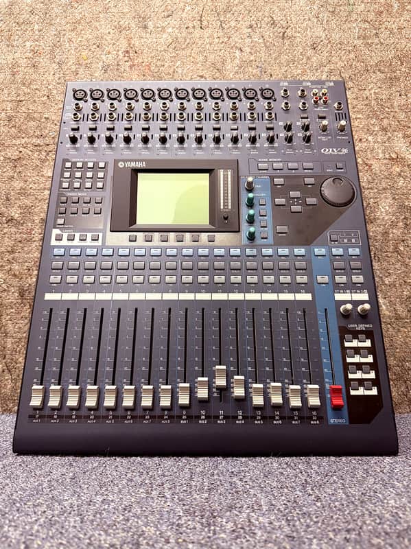 Yamaha 01v96 2003 - Navy Blue image 1