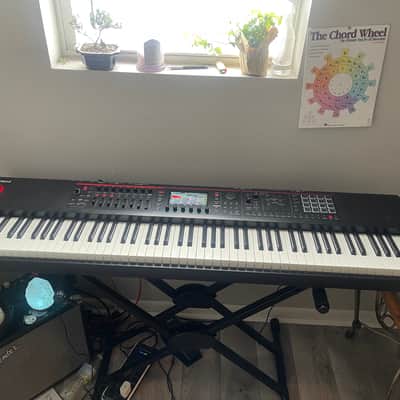 Roland FANTOM-08 88-Key Workstation Keyboard 2022 - Present - Black