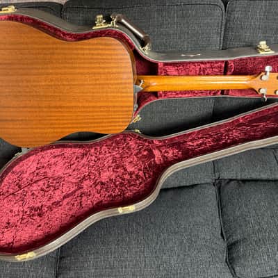 Taylor 320e 2013 image 4
