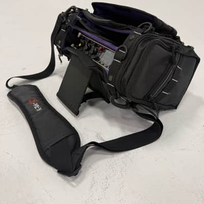 Sound Devices 833 Mixer-Recorder — Excellent Condition | K-Tek Stingray Bag & Harness Included image 2