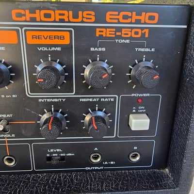 Roland RE-501 Chorus Echo 1980 - 1984 - w/ Dust Cover & Switch image 11