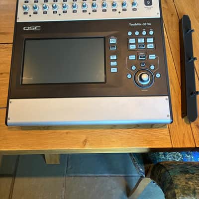QSC TouchMix-30 Pro Touch Screen Compact Digital Mixer with iPad stand and rack mount image 6