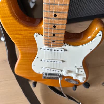 Fender Custom Shop Custom Deluxe Stratocaster 2013 image 3