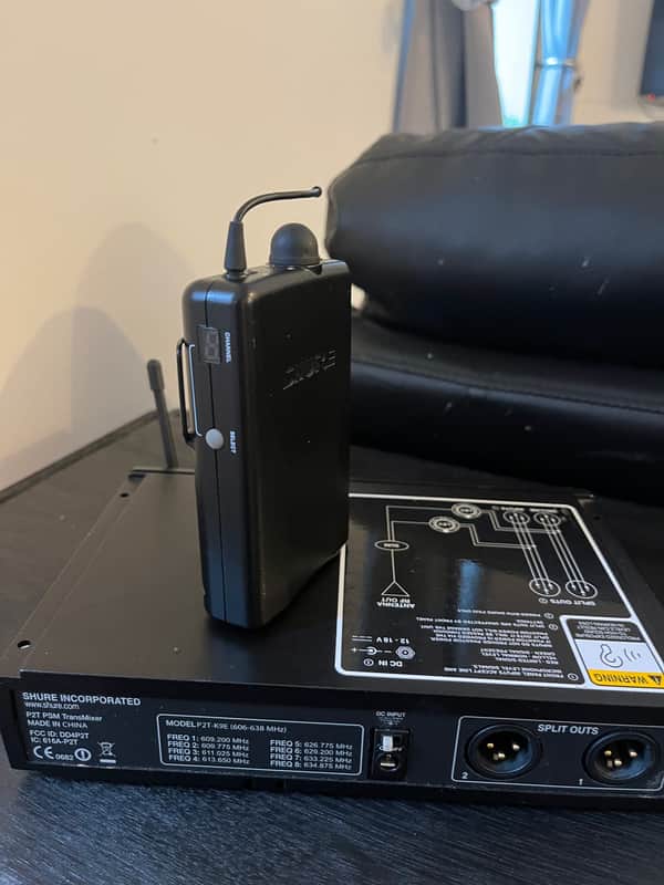 Shure PSM 200 In Ear Monitor System image 1