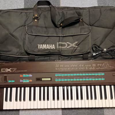 🎹 YAMAHA DX7 (Original) | Battery Socketed / Ryuichi Sakamoto ROM / Serviced | Soft Case Included