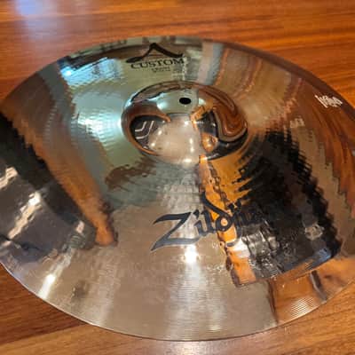 Zildjian 18" A Custom Crash Cymbal 1991 - Present - Brilliant image 2