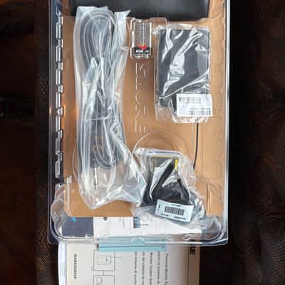 Shure PSM200 wireless monitor system image 5