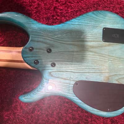 Sire 2nd Generation Marcus Miller M5 2021 - Transparent Blue image 3
