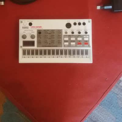 Korg Volca Sample Digital Sample Sequencer 2010s - White
