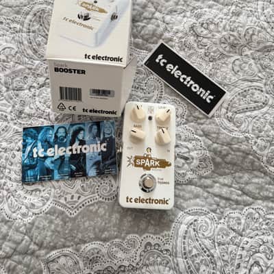 TC Electronic Spark Booster 2012 - Present - White