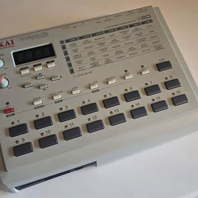 Akai S20 Stereo Phrase Sampler 1997 - White image 3